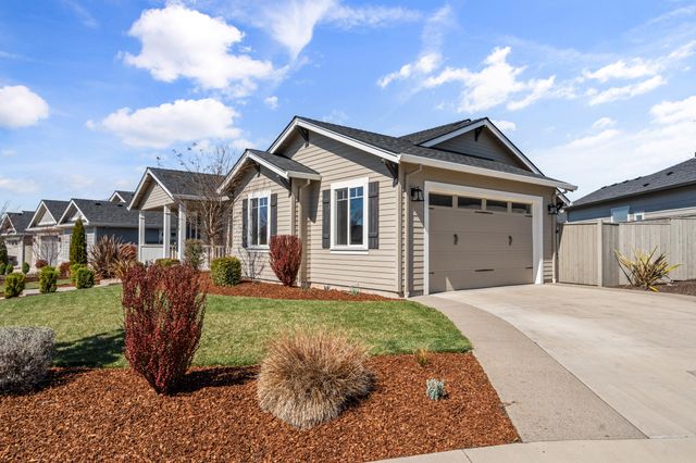 359 Kansas Drive, Medford, OR 97504