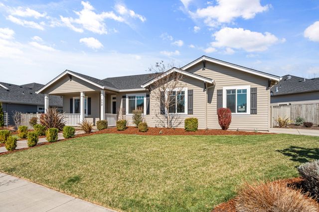 359 Kansas Drive, Medford, OR 97504