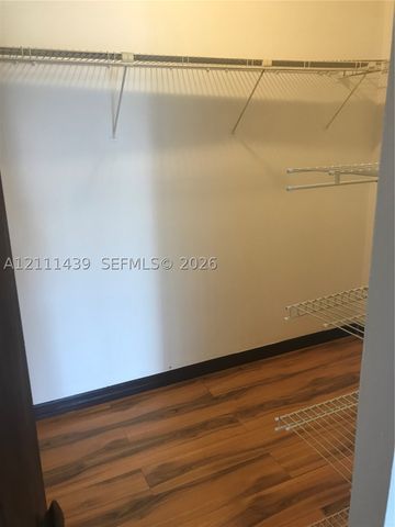 800 Parkview Dr 102, Hallandale Beach, FL 33009