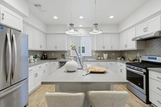 37598 Cape Cod Road, Newark, CA 94560