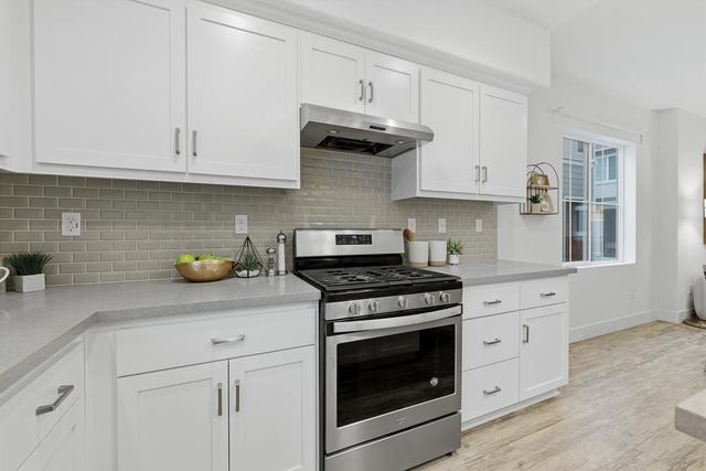 37598 Cape Cod Road, Newark, CA 94560