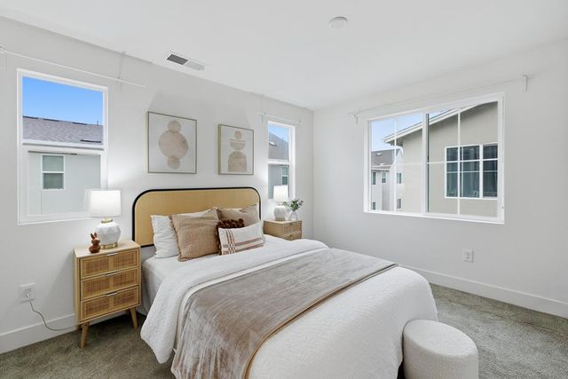 37598 Cape Cod Road, Newark, CA 94560