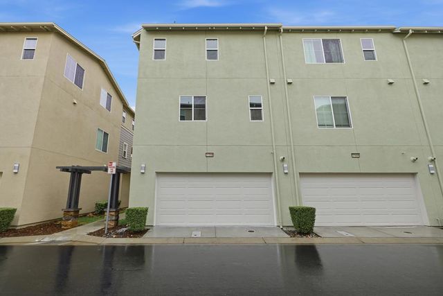 37598 Cape Cod Road, Newark, CA 94560