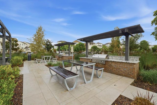 37598 Cape Cod Road, Newark, CA 94560