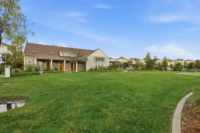 37598 Cape Cod Road, Newark, CA 94560