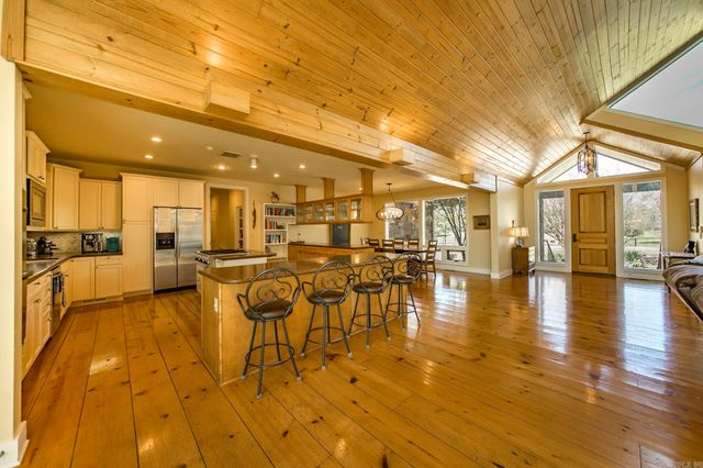 3139 Riverbend Road, Heber Springs, AR 72543