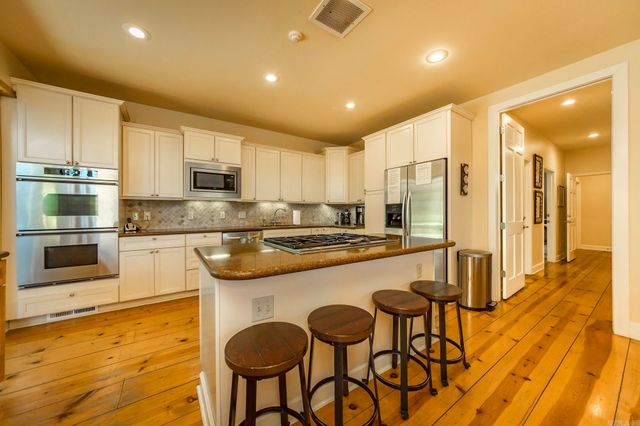 3139 Riverbend Road, Heber Springs, AR 72543