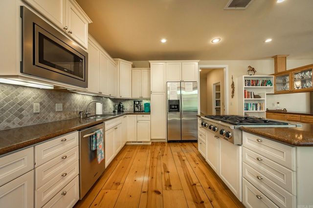 3139 Riverbend Road, Heber Springs, AR 72543