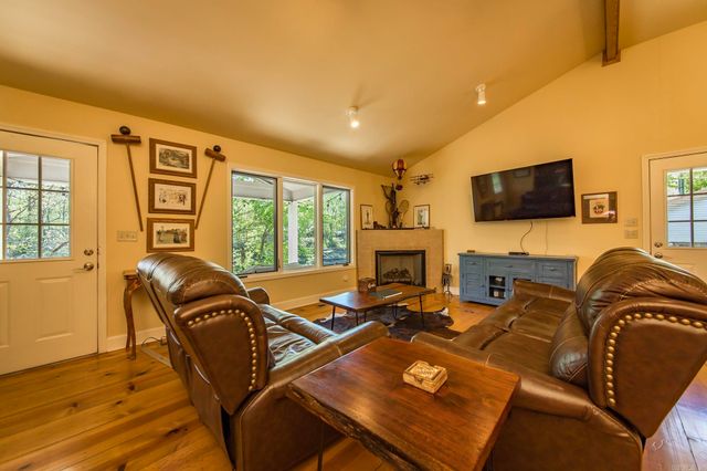 3139 Riverbend Road, Heber Springs, AR 72543