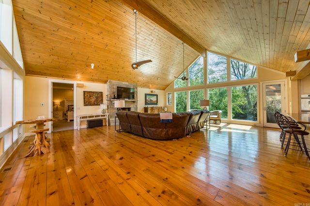 3139 Riverbend Road, Heber Springs, AR 72543