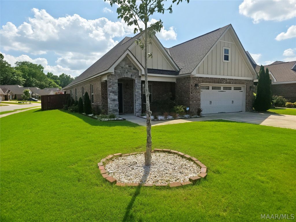 8438 Paula Trace, Montgomery, AL 36117