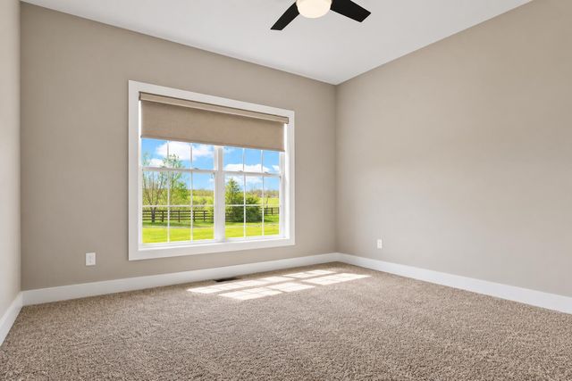 112 Fairfield Farm Road, Georgetown, KY 40324
