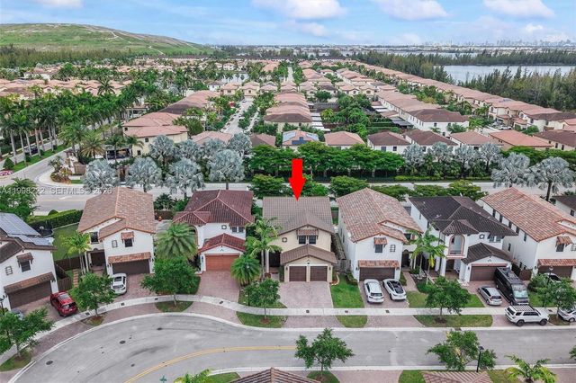 8755 NW 102nd Ct, Doral, FL 33178