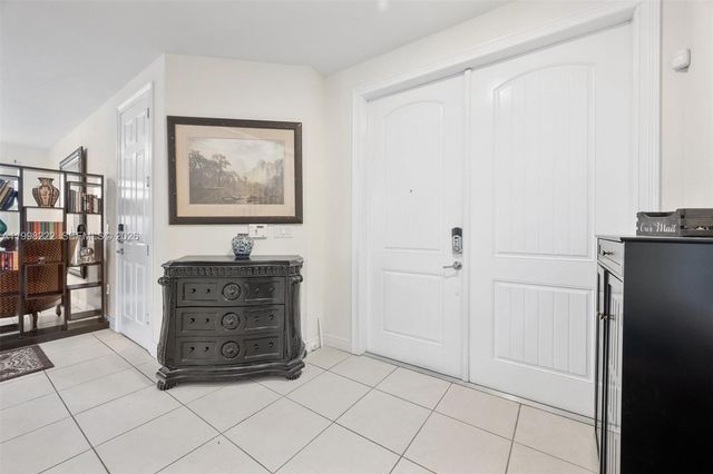 8755 NW 102nd Ct, Doral, FL 33178