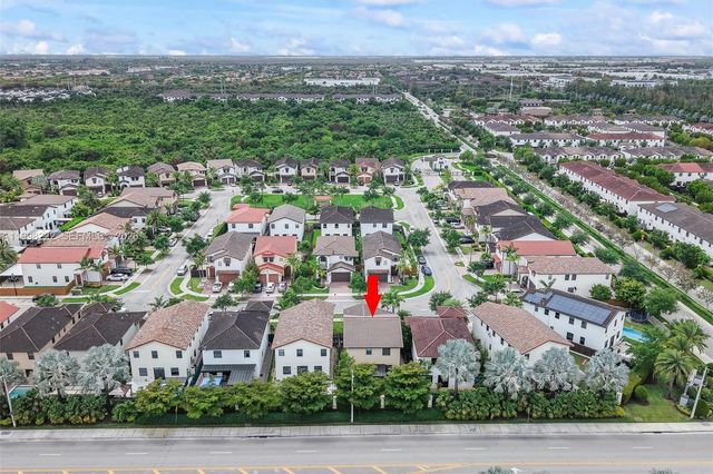 8755 NW 102nd Ct, Doral, FL 33178