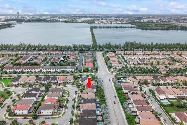 8755 NW 102nd Ct, Doral, FL 33178