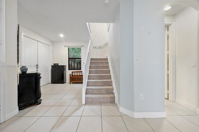 8755 NW 102nd Ct, Doral, FL 33178