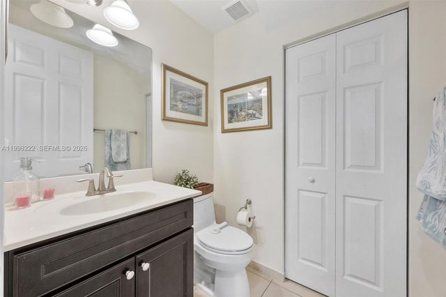 8755 NW 102nd Ct, Doral, FL 33178