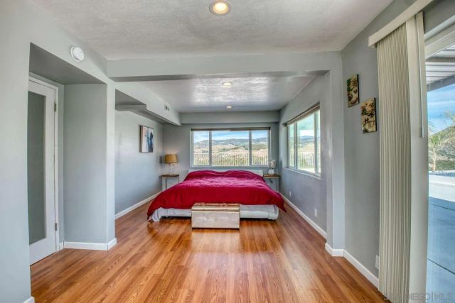 45050 Camaron RD, Temecula, CA 92590