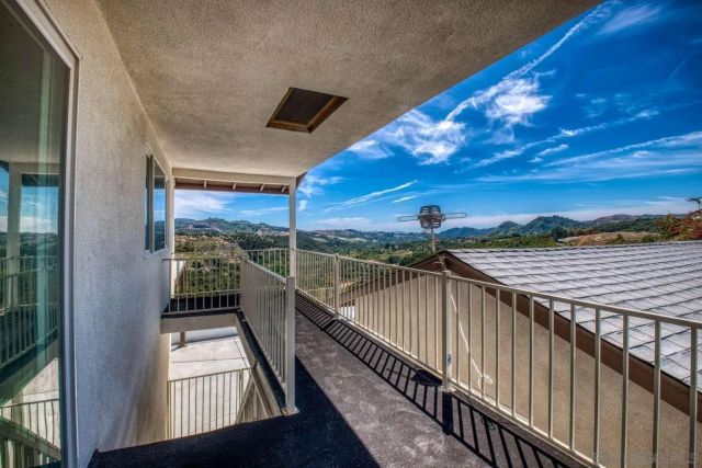 45050 Camaron RD, Temecula, CA 92590