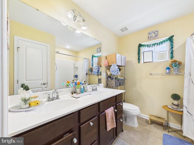 9535 FALL HAVEN RD, Fredericksburg, VA 22407