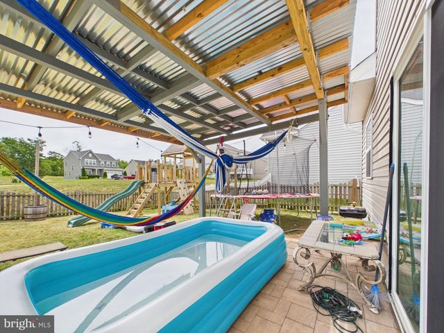 9535 FALL HAVEN RD, Fredericksburg, VA 22407