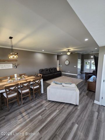153 Tristan Ct, Shepherdsville, KY 40165