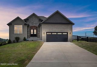 153 Tristan Ct, Shepherdsville, KY 40165