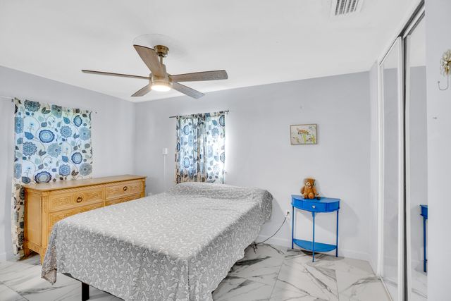 2512 S 13th Street, Fort Pierce, FL 34982