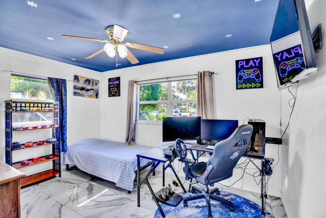 2512 S 13th Street, Fort Pierce, FL 34982