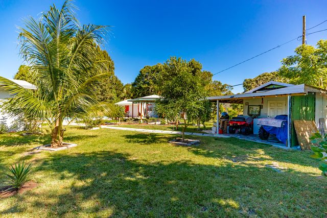 2512 S 13th Street, Fort Pierce, FL 34982