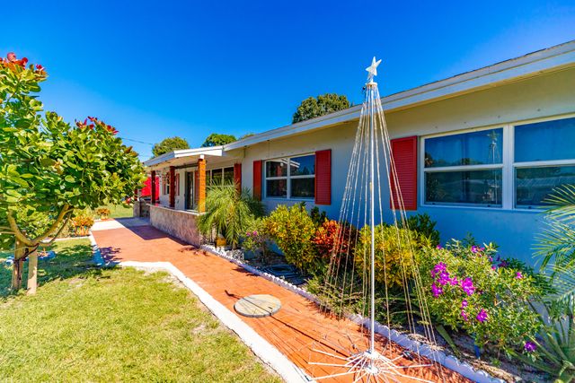 2512 S 13th Street, Fort Pierce, FL 34982