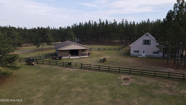 436 Millwork Lane, Aberdeen, NC 28315