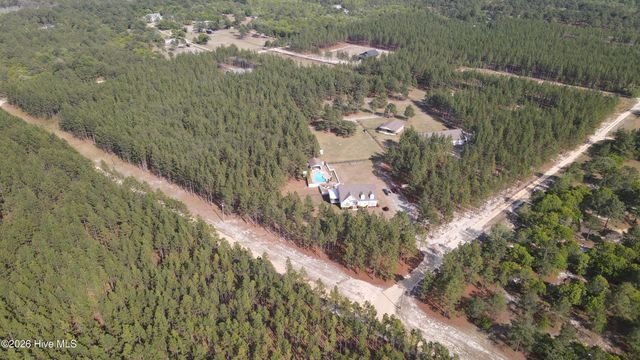 436 Millwork Lane, Aberdeen, NC 28315