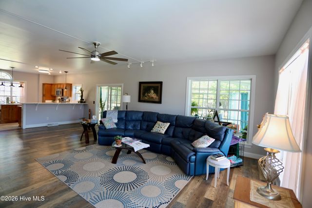 436 Millwork Lane, Aberdeen, NC 28315