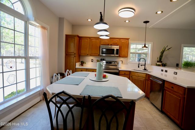 436 Millwork Lane, Aberdeen, NC 28315