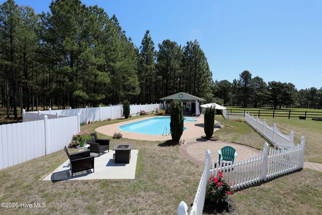 436 Millwork Lane, Aberdeen, NC 28315