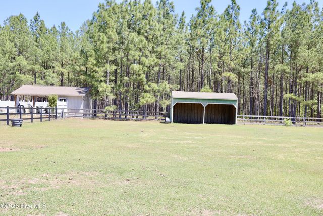 436 Millwork Lane, Aberdeen, NC 28315