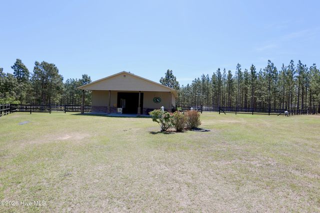 436 Millwork Lane, Aberdeen, NC 28315
