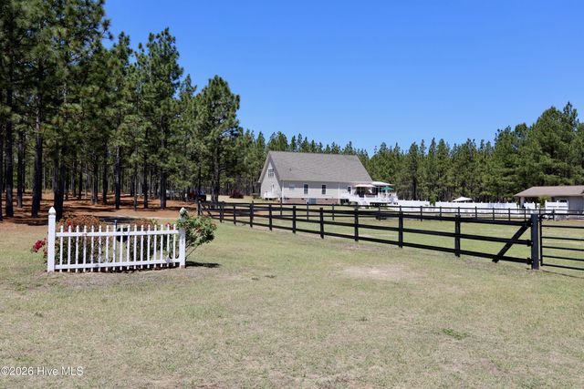 436 Millwork Lane, Aberdeen, NC 28315