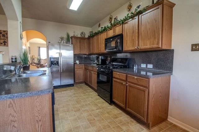 5 Carmel Chase Court, Manvel, TX 77578