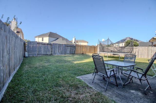 5 Carmel Chase Court, Manvel, TX 77578