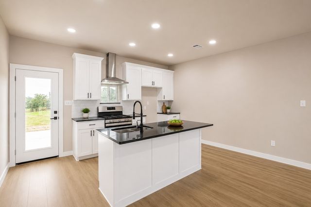 120 Brookview Drive, Bridgeport, TX 76426