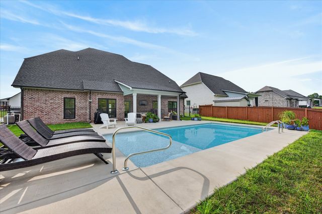 113 Denton Ct, Clarksville, TN 37043
