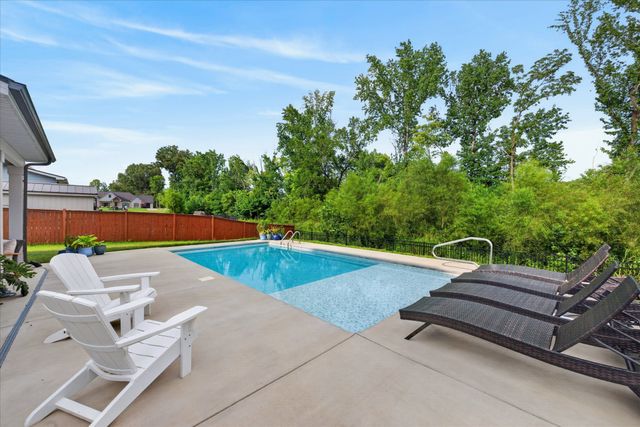 113 Denton Ct, Clarksville, TN 37043
