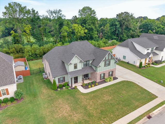 113 Denton Ct, Clarksville, TN 37043