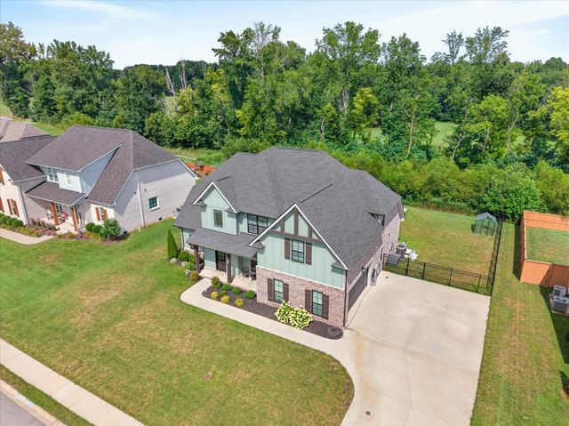 113 Denton Ct, Clarksville, TN 37043