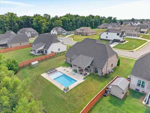 113 Denton Ct, Clarksville, TN 37043