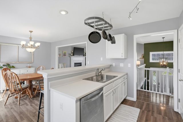 4105 SAVANNAH CT, Columbia, MO 65202
