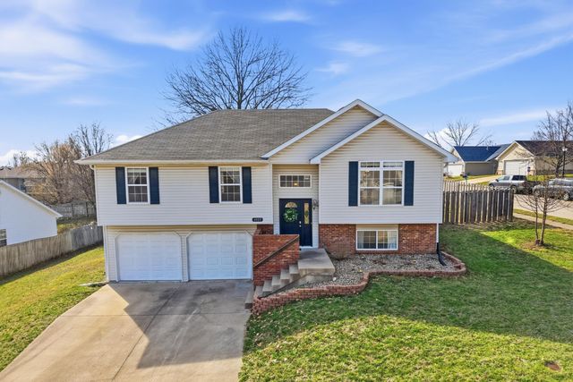 4105 SAVANNAH CT, Columbia, MO 65202